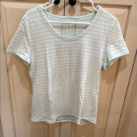 Talbots Tops - Talbots White and Green Fitted Short Sleeve Tee